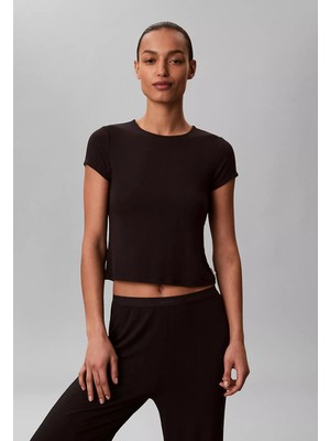 Calvin Klein Kadın Yuvarlak Yaka Kısa Kol Düz Regular Fit Siyah Pijama Üstü LV00QS7618-UB1