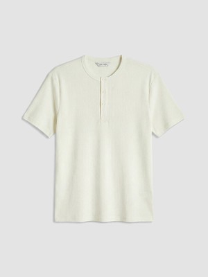 LC Waikiki Ekru Henley Yaka Regular Fit Erkek Tişört
