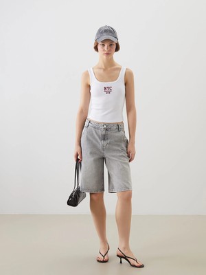LC Waikiki Gri Bermuda Fit Kadın Jean Şortolon