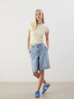 LC Waikiki Mavi Bermuda Fit Kadın Jean Şortolon