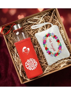 vegahediye v vega Kişiye Özel Isim Baskılı Ipek Makyaj Çantası & Love Life Water Baskılı Kırmızı Renk 500ML. Cam Matara Hediye Seti