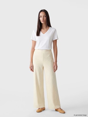 LC Waikiki Sarı Soft Touch Taşlı Kadın Eşofman Altı