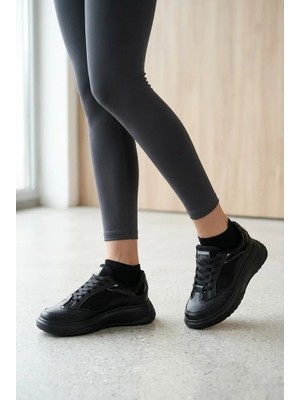 Shoetek Wersa Kadın Sneakers  Bağcıklı Spor Ayakkabı Siyah Deri