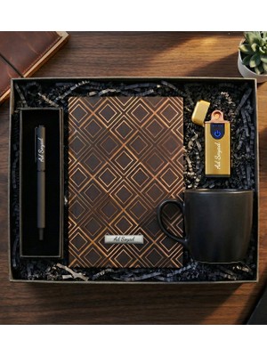 vegahediye v vega 10 Adet Kişiye Özel Dokunmatik Sarı USB Çakmak & Roller Kalem & Gold Kareli Defter & Siyah Kupa Premium Hediye Seti