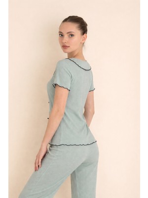 Çağrı Homewear Fransız Yaka Fiyonklu Gipeli Pijama Takımı