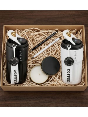 vegahediye v vega Çiftlere Özel 2'li Termos Hediye Seti (2'li Dereceli Coffee Termos & 2'li Touchpen & Metal Kutulu Mum)