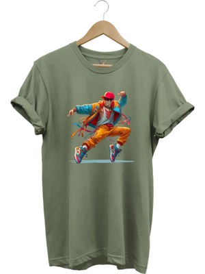 Widi Dancing Boy Dans Eden Çocuk Tasarım Baskılı %100 Pamuk Regular Fit Haki T-Shirt