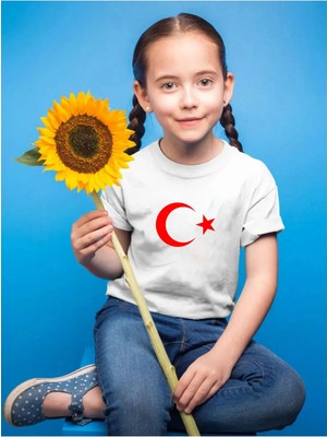 Widi 23 Nisan Çocuk Bayramı Ay Yıldız Türkiye Tasarım Baskılı Regular Fit %100 Pamuk Çocuk Beyaz T-Shirt