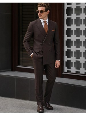 HC MEN CLASSIC Erkek Kahverengi Kruvaze Takım Elbise Comfort Fit Sivri Yaka Minimal Dokulu