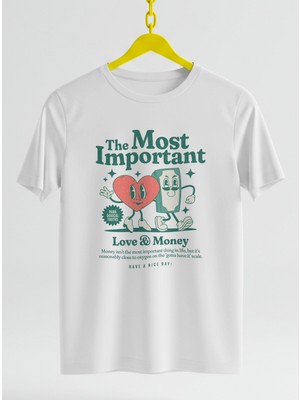 Ontunew Love And Money Baskılı Retro Vintage Standart Kalıp Bisiklet Yaka Pamuklu Kadın ve Erkek Tshırt