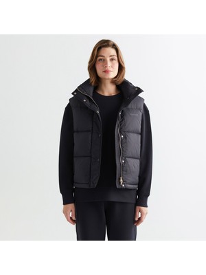 Gant Kadın Siyah Relaxed Fit Fermuarlı Logolu Yelek