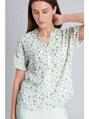 DeFacto Regular Fit Kaçık Yaka Çiçekli Kısa Kollu Gömlek I6173AZ26HS