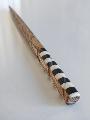 Moncuk Design Geometrik Kontrastlı Sedef ve Bambu Saç Çubuğu