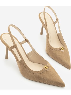 Marjin Kadın Stiletto Sivri Burun Arkası Açık Atkılı Tokalı Ince Klasik Topuklu Ayakkabı Osenta Camel Süet