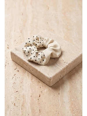 Bony Socks Puantiyeli Ekru Saten Lastik Toka
