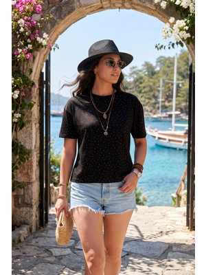 Lela Rahat Kalıp Bisiklet Yaka Taş Detaylı T Shirt Bayan T Shirt 5866943
