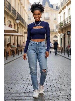 Marsilyan Kadın Lacivert Modern Fit Göğüs Dekolteli Uzun Kollu Cut Out Crop Top Bluz