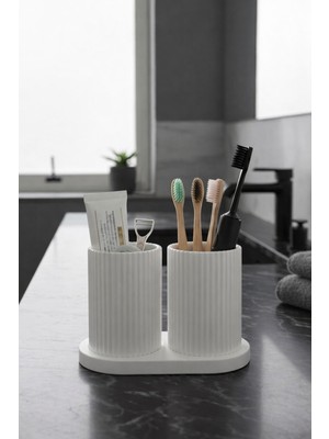 UltraMint Çift Bölmeli Diş Fırçalık ve Banyo Organizeri, Şık ve Pratik Tasarım