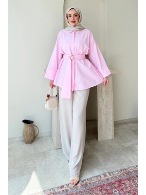 Tesettür Diyarı Dekta Cotton Kumaş Broş Kemerli Tesettür Gömlek- Pembe Standart (38-42 Uyumlu)