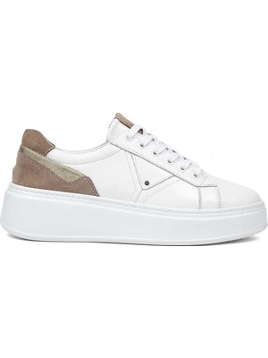 Celal Gültekin Kadın Beyaz Bağcıklı Kalın Tabanlı Deri Sneaker