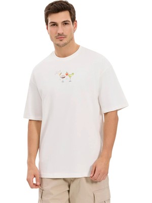 Aleg Ekru Erkek Oversize Yazı Baskılı T-Shirt ALG25022-07 11-0604 T-Shirt Kokteyl