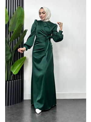 Tesettür Diyarı Roya Model Yandan Bağlamalı Saten Abiye-Zümrüt