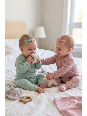 Liliza Accessories Pembe ve Yeşil Minik Fiyonk Yenidoğan Bebek Bandı Seti 2li