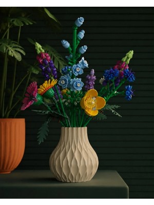 Dekor66 Modern Dalgalı Tasarım Seramik Vazo - Dekoratif Beyaz Vazo ve Masa Üstü Objesi (20 Cm)