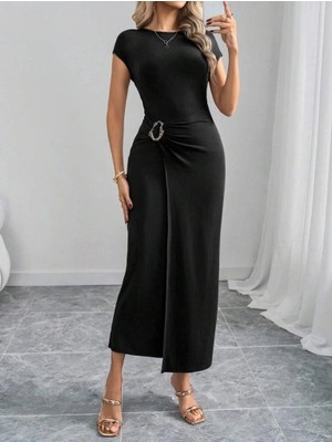 Lune Store Kadın Yarım Ay Kollu Yuvarlak Yaka Önünde Toka Detaylı Modal Maxi Elbise