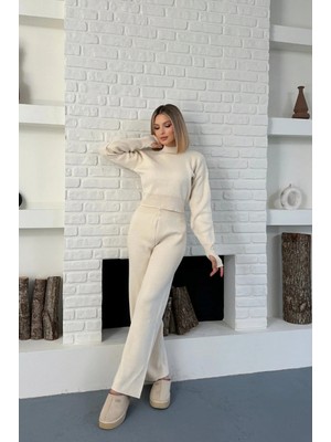 Zf Butik Kadın Parmak Geçirmeli Triko Takım Ekru