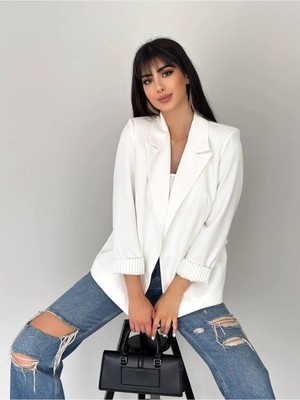 Zf Butik Kadın Beyaz Kruvaze Yaka Cepli Astarlı Katlanabilir Kol Blazer Ceket