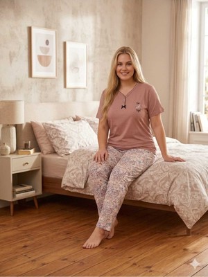 Asel Büyük Beden Kısa Kollu Yumuşak Tuşeli Likralı Penye Pijama Takımı