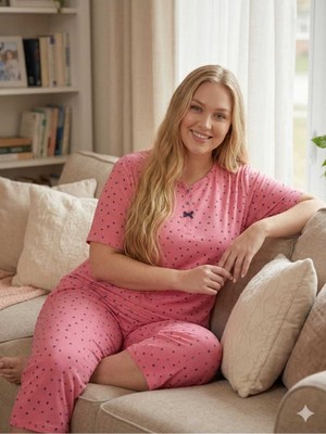 Asel Büyük Beden Kısa Kol Kapri Yumuşak Tuşeli Likralı Örme Pijama Takımı
