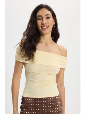Tudors Kadın Slim Fit Dar Kesim Pamuklu Kayık Yaka Kısa Kollu Likralı Sarı Bluz