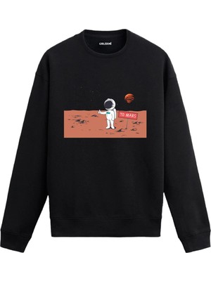 Colermi Ay Yüzeyinde Hoverboard Süren Astronot Sweatshirt