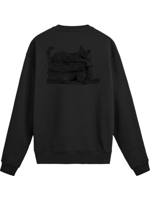 Colermi Sırt Baskılı Kitap Üstünde Kedi Tasarımlı Sweatshirt