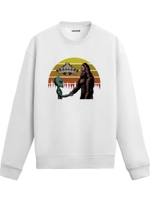 Colermi Uzayda Dostluk Tasarımlı Sweatshirt
