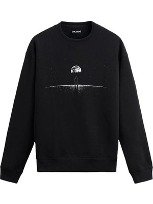 Colermi Ay Manzarasında Yalnız Astronot Sweatshirt