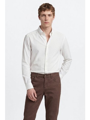 Altınyıldız Classics Tailored Slim Fit Dar Kesim Düğmeli Yaka Gofre Desenli Travel Gömlek