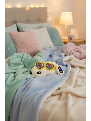 Miniso Snoopy Lisanslı Puffy Fluffy Uyku Maskesi – Kaleydoskop Serisi Peluş Göz Bandı