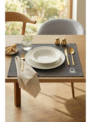 United Colors Of Benetton BE-28460-BK   Siyah Amerikan Servis Çizgili 4 Lü 33,50 cm