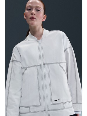 Nike Clothing Street Gx Oversized Cargo Jacket Bol Kesim Ferrmuarlı Kanvas Kadın Ceket Beyaz