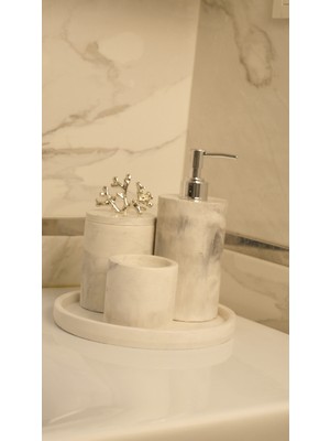 UltraMint Beyaz Mermer Desenli 5'li Banyo Seti Gümüş Renk Pompa ve Toka
