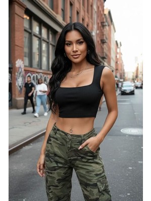 Marsilyan Kadın Siyah Modern Fit Kare Yaka Kalın Omuz Detaylı Crop Top Bluz