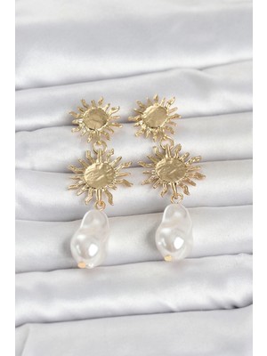 Marsilyan Gold Renk Pirinç Güneş Model Detaylı Kadın Küpe TJ-BKP11797