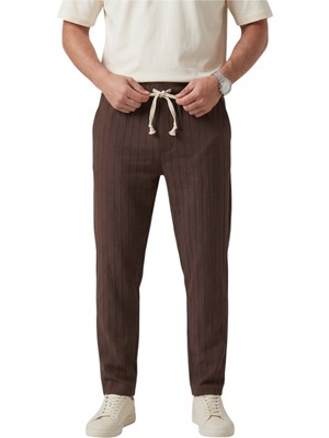 Rizzup Erkek Kahve Çizgi Dokulu Rahat Kesim Yazlık Spor Pantolon – Hafif Kumaş Modern Tasarım 2600263