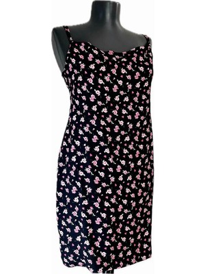 Mois Atelier Siyah Pembe Çiçek Desenli Askılı Degaje Yaka Mini Elbise Tasarım Büyük Beden Sınırlı Seri
