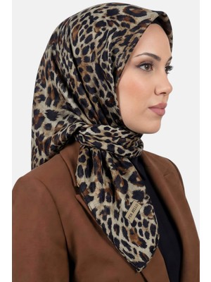 Hadiora Kadın Bej Siyah Leopar Desenli Dikişli Yazma