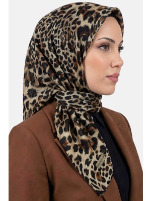 Hadiora Kadın Açık Bej Leopar Desenli Dikişli Yazma