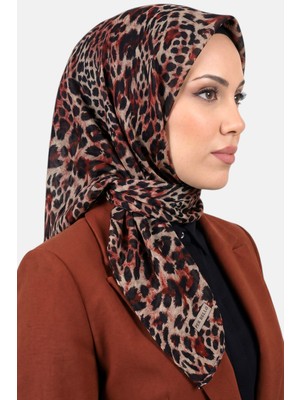Hadiora Kadın Bej Kırmızı Leopar Desenli Dikişli Yazma